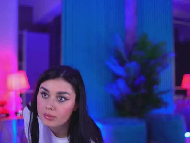 Offline KendraMoon on BongaCams