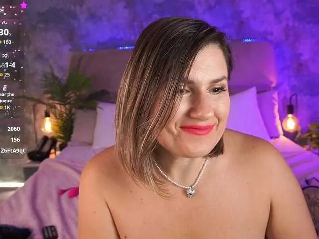 KiraRoxx on BongaCams