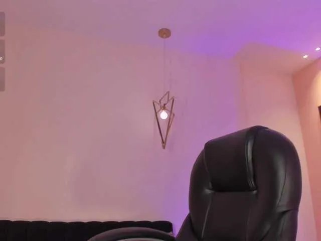 MiaFarrell on BongaCams