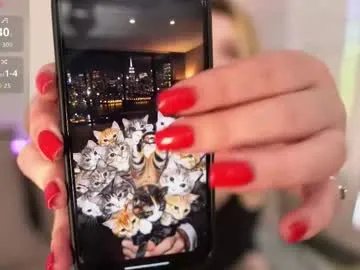 alice_walters — better than your ex, hotter than your next   #german #curvy #leggings #pawg #flexible