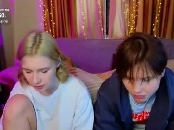 berry_assortment — GOAL: naked kiss [47 tokens remaining] HOTTEST OIL SHOW WITH TWO SEXY GIRLS #blonde #skinny #bigass #lesbian #teen