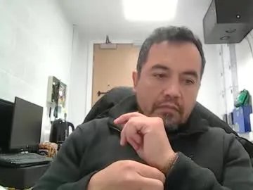 Freechat edwill13 on Chaturbate