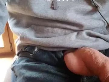 fiveforwilly1 on Chaturbate