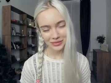 freya_ice_baby — Goal:eye contact close and hii :3 The #New Sweet Shyness Spectacle. Call me Freya:3  #skinny #18 #feet #shy [15 tokens remaining]
