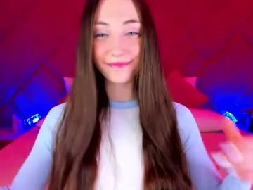 lexi_split — I look at the camera and tease with lips [25 tokens left] Hello! Did you know that I have new outfits and costumes #18 #flexible #Christmas #blowjob #feet