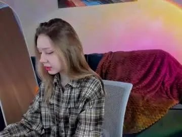 mini_allice — GOAL: For a good vibe! ! [15 tokens remaining] Welcome to my room! #shy #new #cute #18 #young