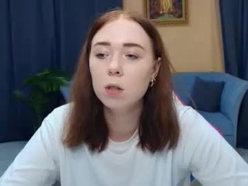 nelliemathers — GOAL: do u want to see my underboobs [39 tokens remaining] Very flexible girl ;) #ginger #teen #new #shy #redhead