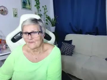 selenna57 — #mature #bigass #bigtits #prvt #squirt #mommy