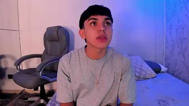 _TaylorBlack on StripChat