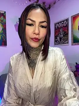 AbrilFacchini — show squirt