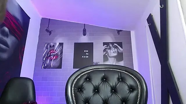 aleesha_cameron02 on StripChat 