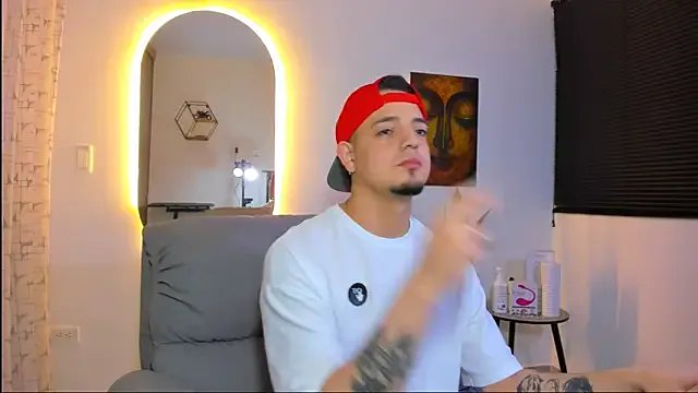 alejandro_calderon1 — show  cum  , cloudys.