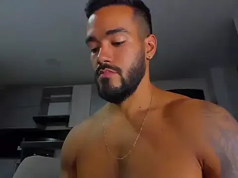 Alexander_Martines on StripChat