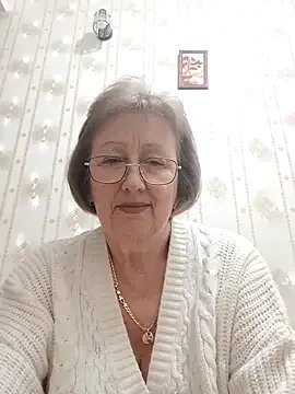 AlikaSwan5821 — Freechat on StripChat