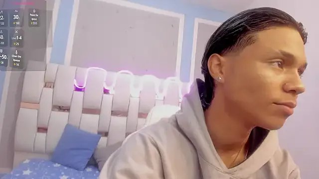 AndyKings_1 on StripChat