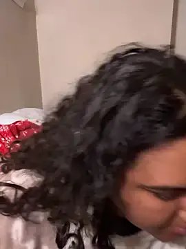 Angeliccreamyrican on StripChat