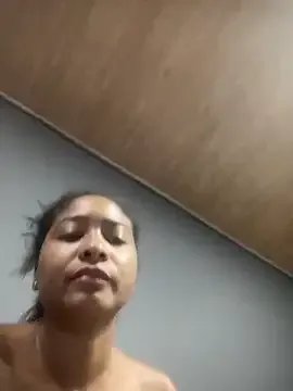 Berry_Bans on StripChat