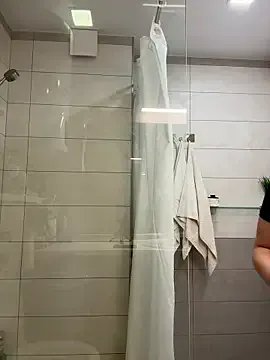 Charming_Daphny on StripChat