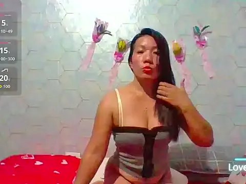 cherrymoves on StripChat