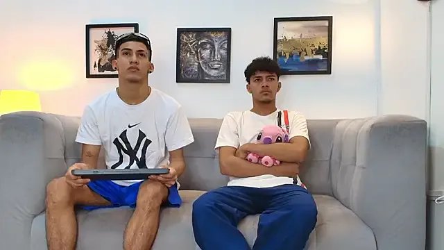 DIAMOND_BLACKS on StripChat