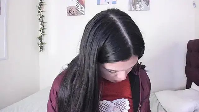 Dulcee_1 on StripChat