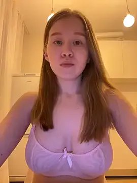 Eva_Weyne — Topless