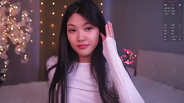 FancyEsten on StripChat