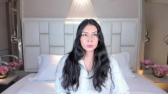 Freechat JessyEvans on StripChat