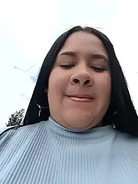 Kendra-daring — Off bra in public + out tits 