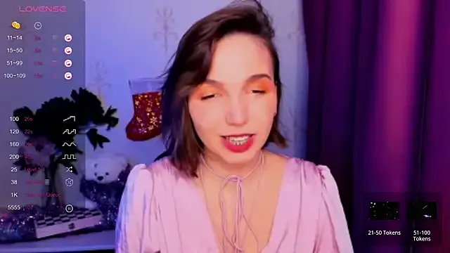 Freechat KindHazelHere_ on StripChat