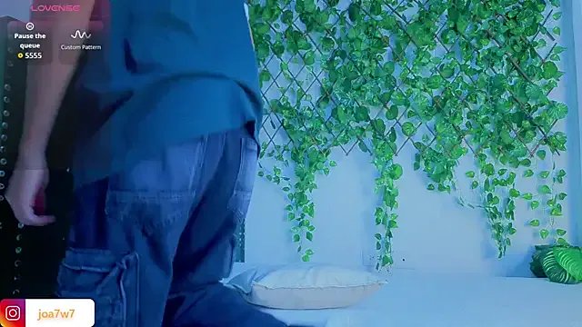 Levii_Ackermann — dildo unicorn