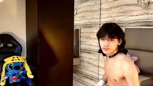 Freechat Lovers_21 on StripChat