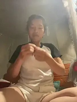 Freechat lux-su on StripChat