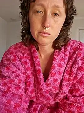 mossy_kiss — Bend over and play with tight pussy