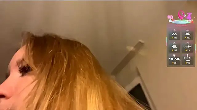 PandaFluff on StripChat