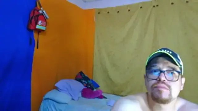 pecadodulce123 on StripChat