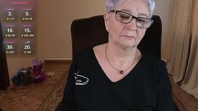 Sandra_Snowflake on StripChat