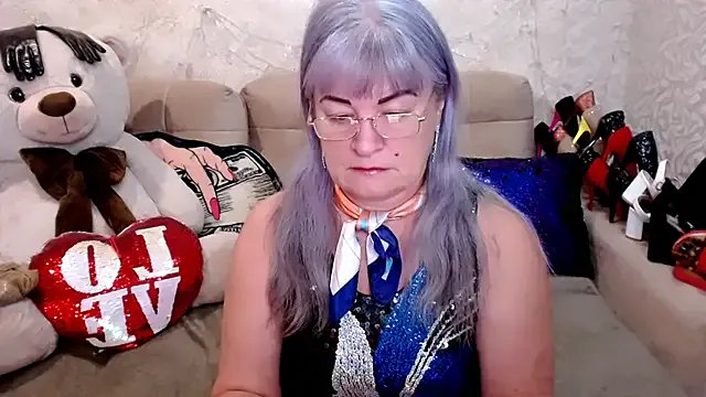 SiberiabBerry —  Make me moan from your vibrations 