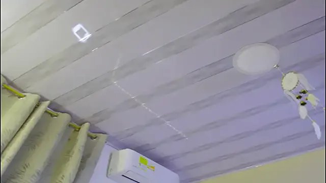 SofhiaTaylor on StripChat