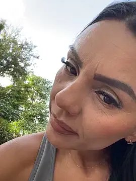 SofhiaTaylor — breasts in the open air