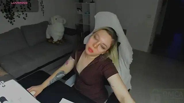 SpecterGirl — Toy control 3 min (`)