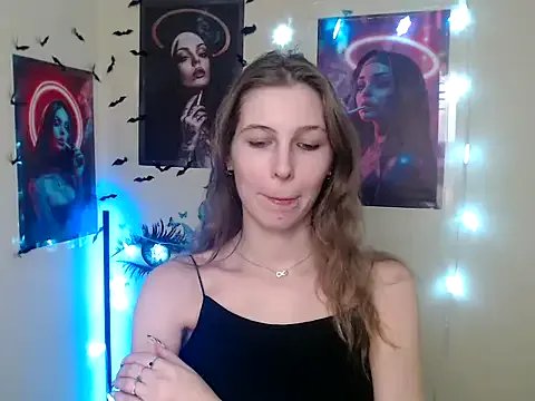 StrangerGi on StripChat