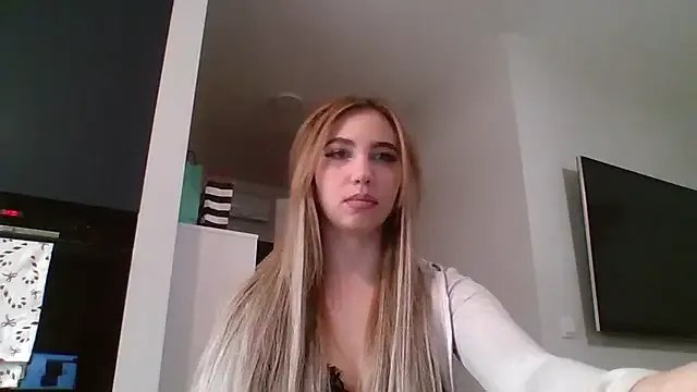 TeenLily — Show figure