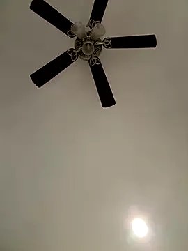 ThicBunz on StripChat