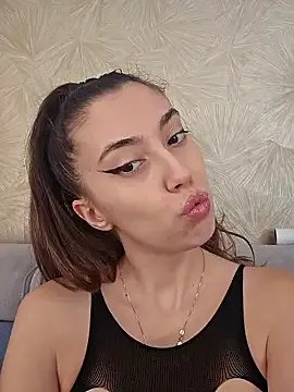 Virgin_Pussy_SquirtX — Fingering pussy