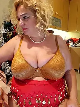 VirginiaNurse on StripChat