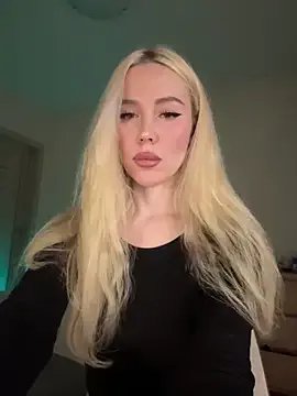 xDinnax — show boob