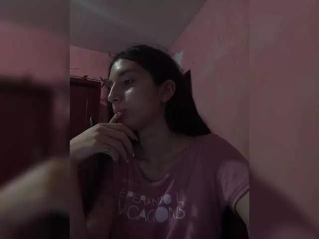 99--kitty on BongaCams 