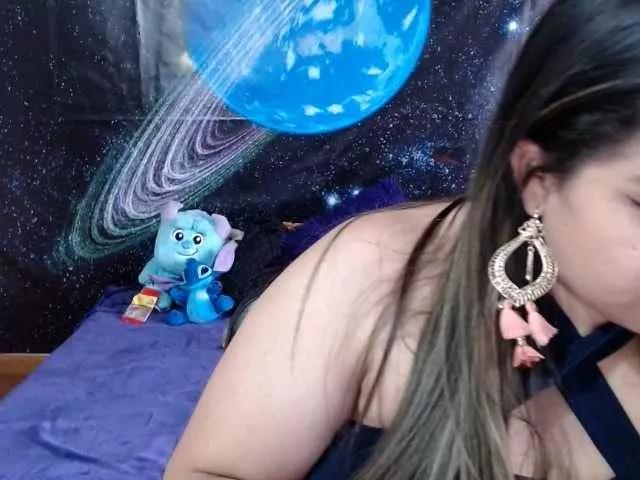 ainnova on BongaCams