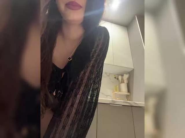 Alliina-leee on BongaCams 